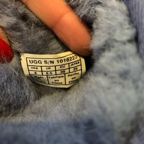 Lilac UGG boots - Picture 7 of 7